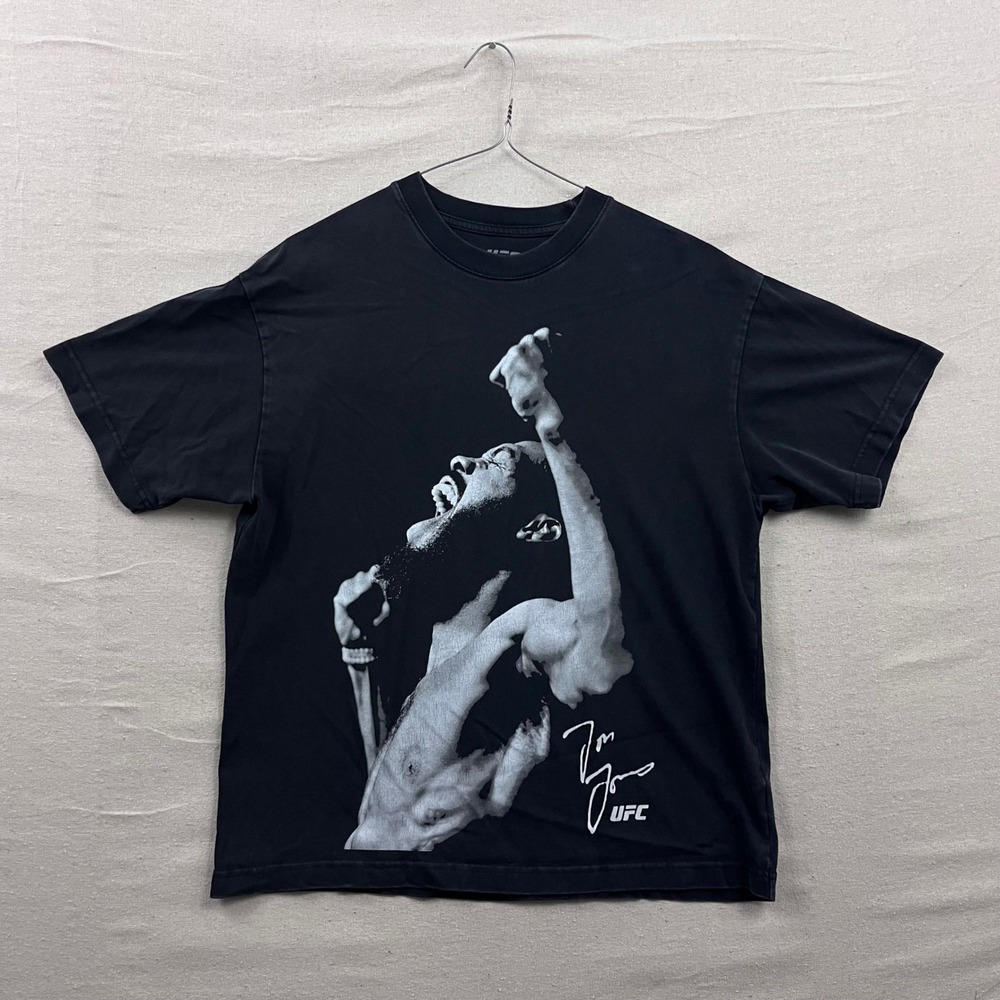 UFC Jon Jones T-Shirt‎ Mens Medium Black Graphic Short Sleeve MMA Fighter Tee
